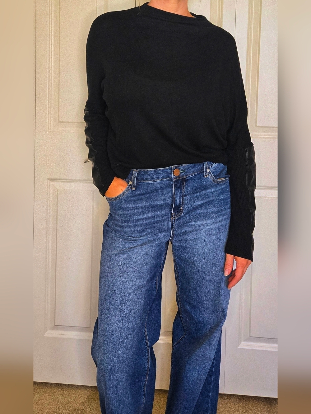 Express Black Sweater Faux Leather Sleeve Crew Neck Lightweight Knit Size M